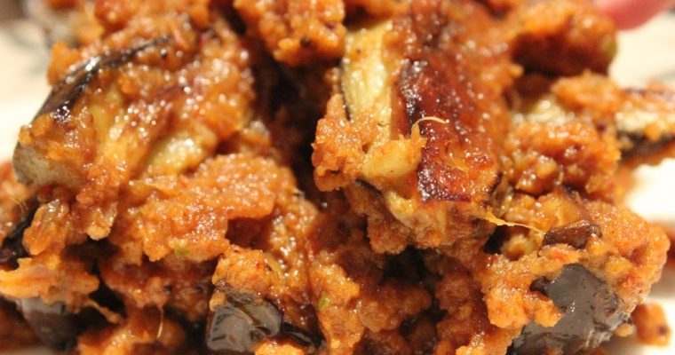 Chingri Begun Bahar/ Begun Chringri / chingri bata diye Begun/ Aubergine cooked with mashed Prawn