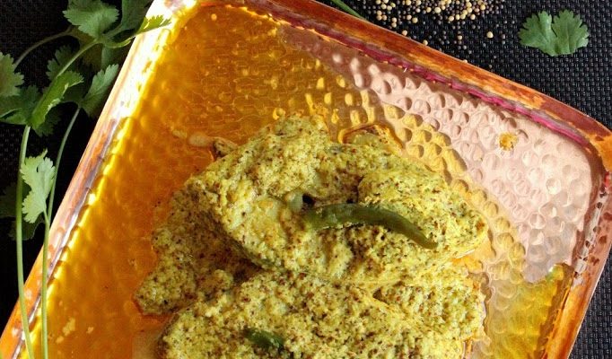 Narkal- Doi- shorshe Ilish Bhapa ( Steamed Hilsa in Coconut -mustard-yogurt gravy)